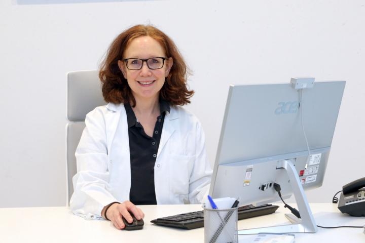 Ärztin für die Gesundheit der Schilddrüse in Wien